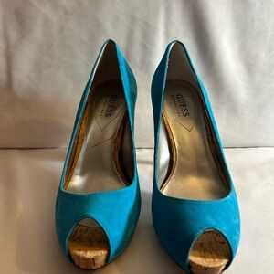 BRAND NEW!!!! GUESS Turquoise Peep Toe Heels